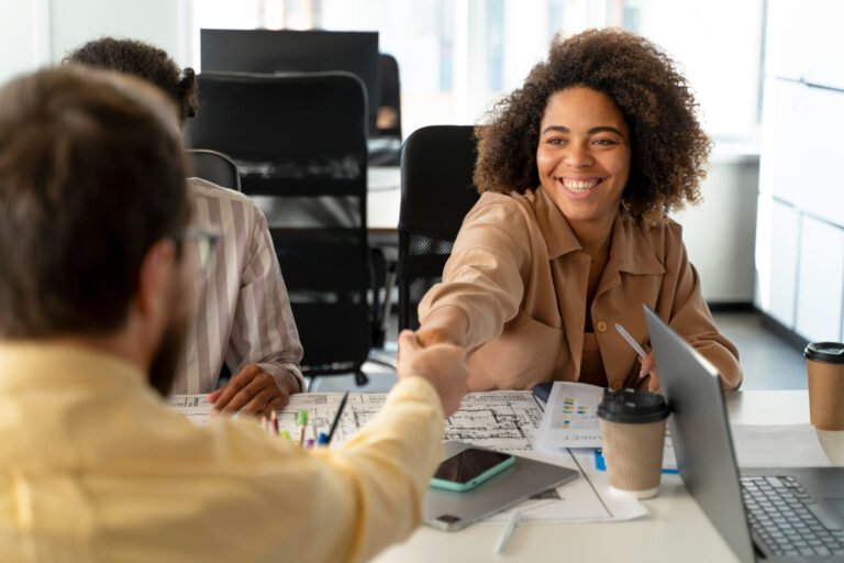Inclusão que Vai Além da Diversidade: Como o RH Pode Promover Pertencimento Real nas Organizações